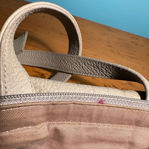 Liz Claiborne Bone Leather Bag - Picture 13 of 16